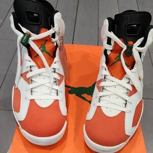 Air Jordan Retro High Sneakers - Orange and White and matching T Shirt